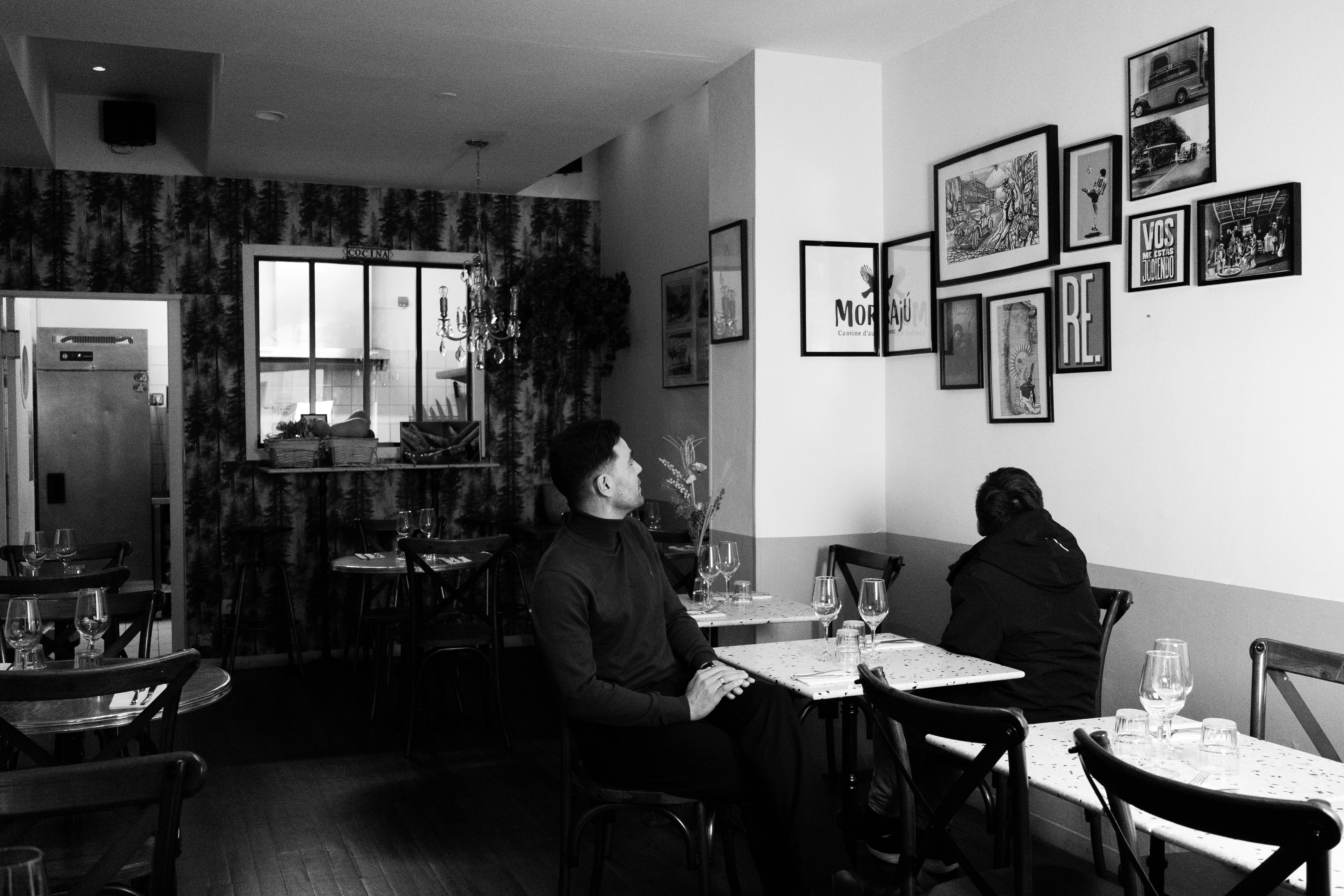 Pablo avec Raphaël, photographie de la série